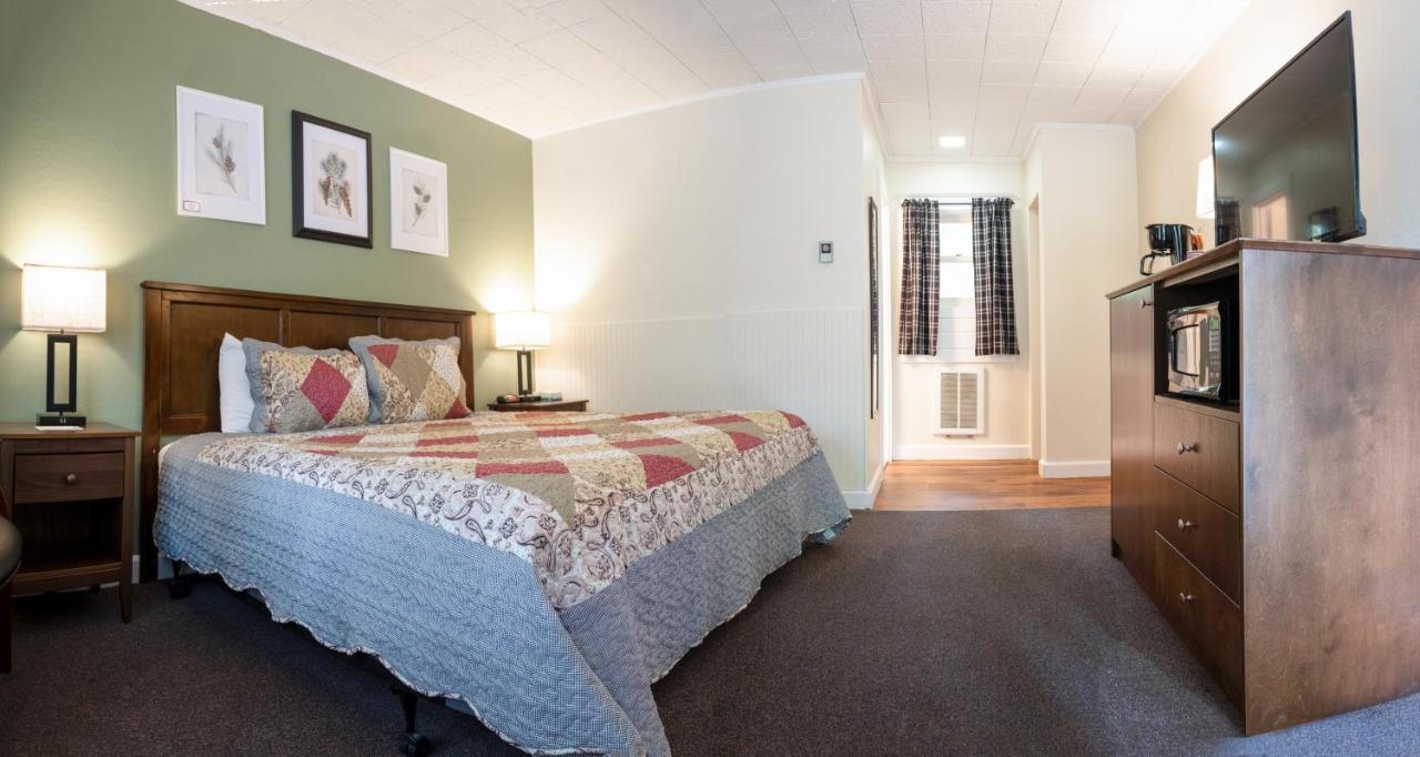 Acadia Pines Motel 바 하버 외부 사진